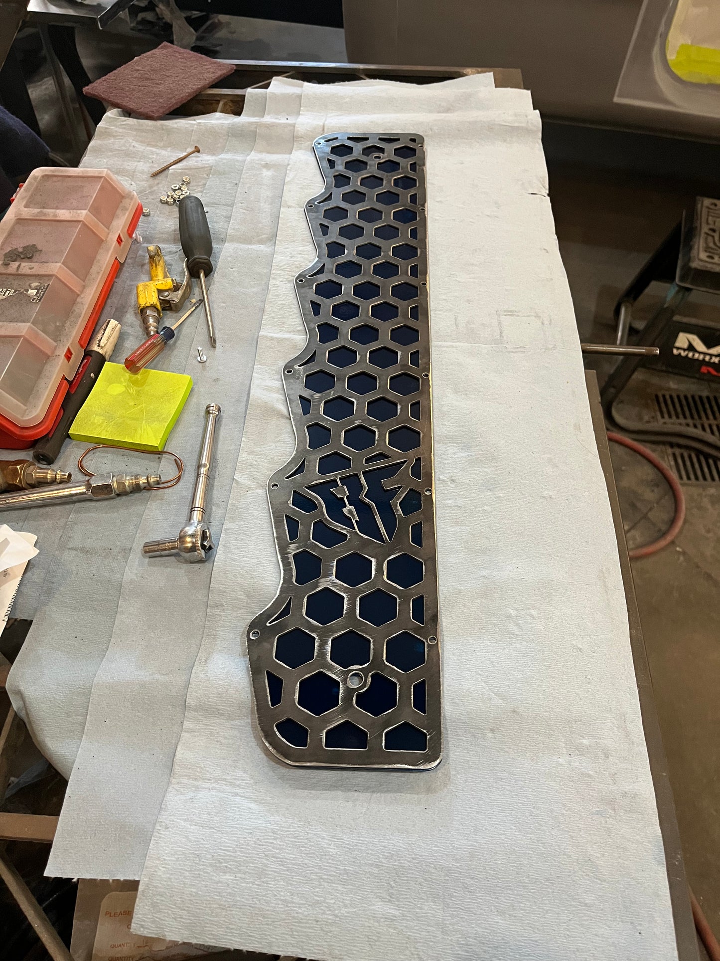 1989-2002 -12v Cummins Valve Cover - HoneyComb - Dodge Ram